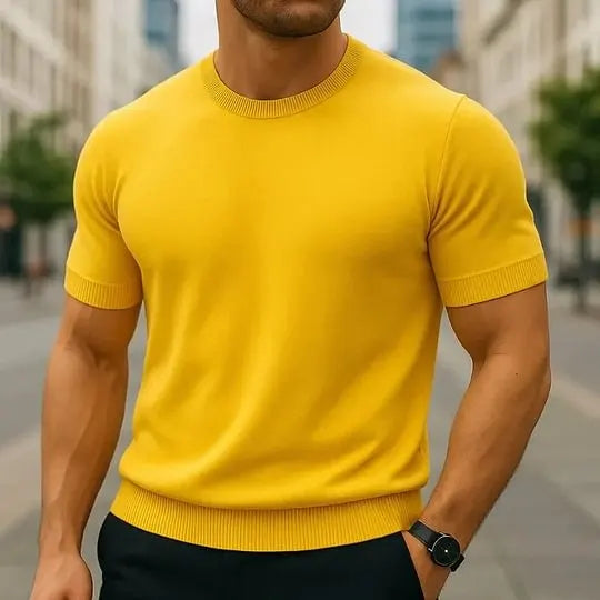 Round neck, short sleeves, slim fit, solid color, stylish knit sweater