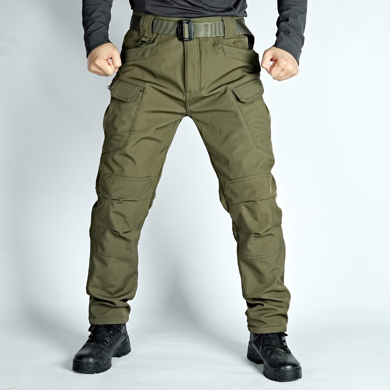 Outdoor fleece-lined waterproof hiking pants, suitable for autumn and winter.